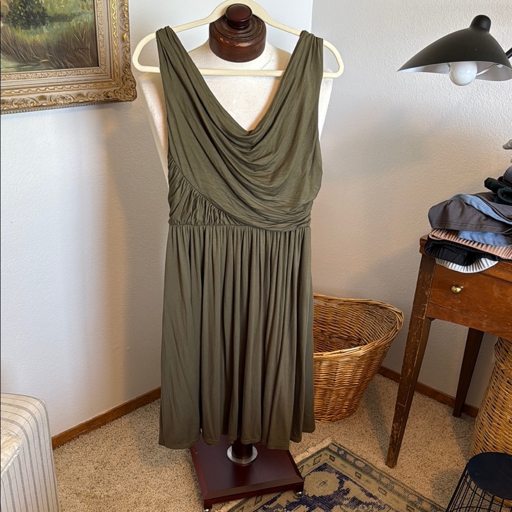 Deletta Green Pleated Midi Sundress for Wedding Guests